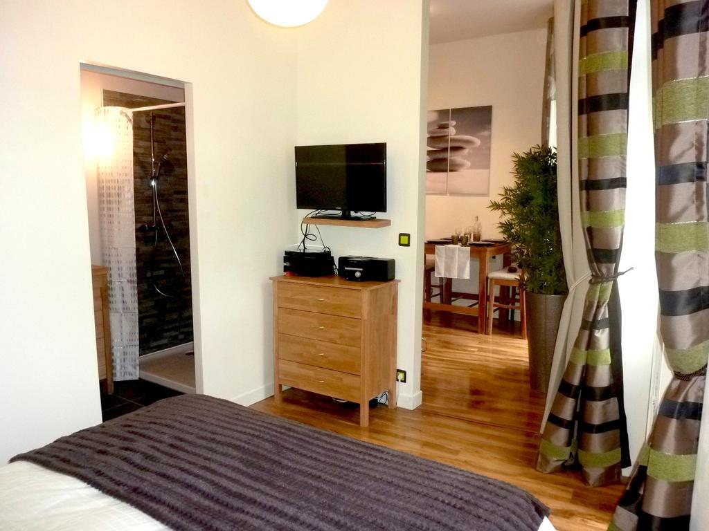 Appartement "Princesse Eleonore" - Centre Historique Burdeos Habitación foto